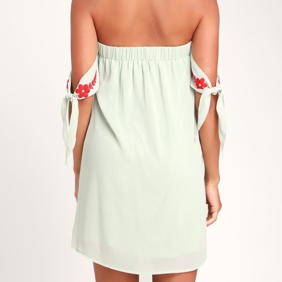 ✨NWT✨ Lulus Crysta Light Sage Embroidered off-the-shoulder Mini Dress,Size Large - Picture 5 of 10